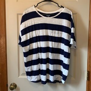 Basic striped pocket tee